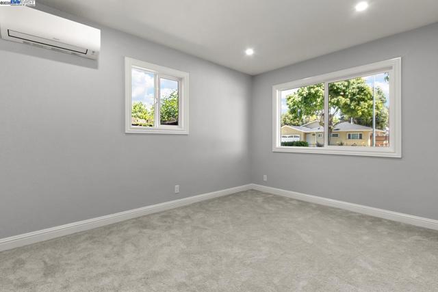40167 Barbara St, Fremont CA: https://media.crmls.org/mediaz/d2f07a4c-0ef2-45a9-958c-a53c31c80116.jpg