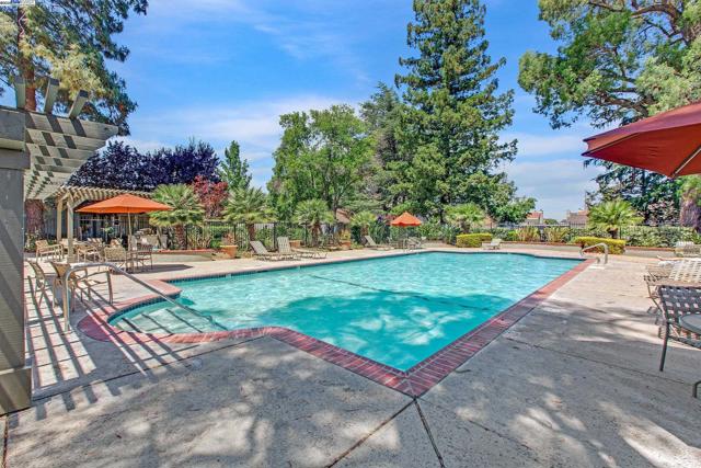 1328 Star Bush Ln, San Jose CA: https://media.crmls.org/mediaz/d2f0b00b-fcc8-44e3-ae43-9141cf5bb13b.jpg