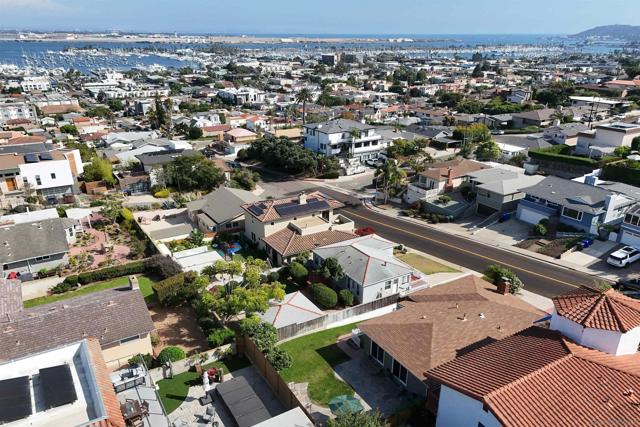 3428 Garrison St, San Diego CA: https://media.crmls.org/mediaz/d2f121f2-8831-413b-b035-ac2cc309f6f5.jpg