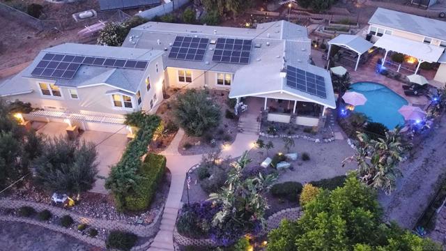 10505 Valle Vista Rd, Lakeside CA: https://media.crmls.org/mediaz/d2f1be9d-9985-4138-b039-250d72d1f5fc.jpg