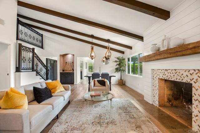13837 Tam O Shanter Court, Poway CA: https://media.crmls.org/mediaz/d2f1fe11-bd79-40cd-a96b-8fc6f7d6b897.jpg