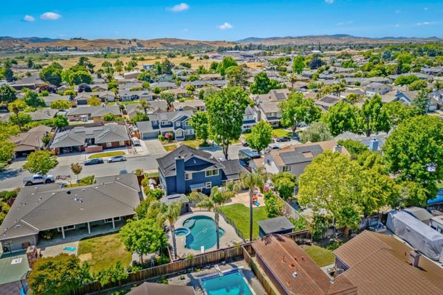 1851 Severinsen Street, Hollister CA: https://media.crmls.org/mediaz/d2f301b2-0b83-436a-bdc7-125360bec843.jpg