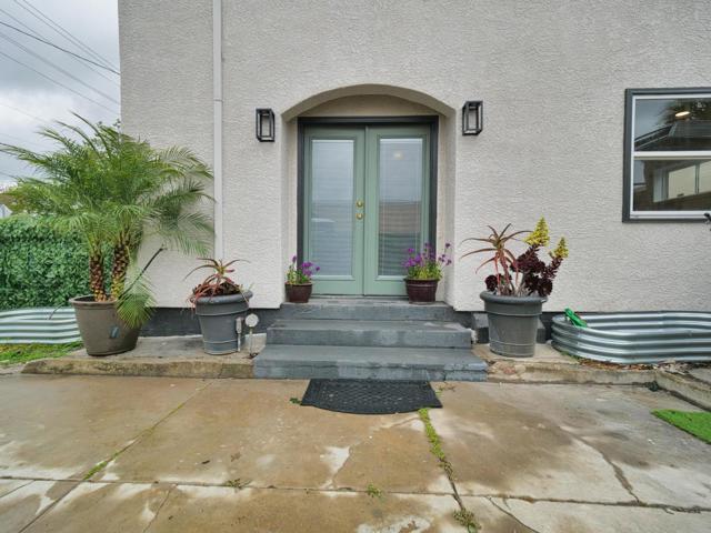 3000 56th Avenue, Oakland CA: https://media.crmls.org/mediaz/d2f3925f-435a-4279-ab16-0f5913c3ad59.jpg