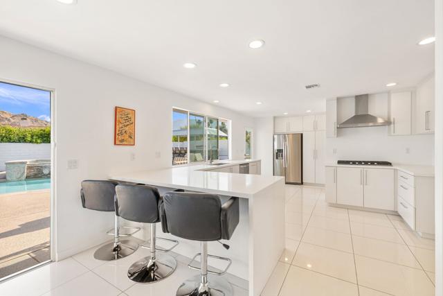 2943 Guadalupe Road, Palm Springs CA: https://media.crmls.org/mediaz/d2f44957-6196-45b1-be25-4af2bed9a75a.jpg