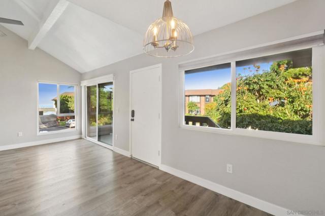 2422 Caminito Ocean Cv, Cardiff by the Sea CA: https://media.crmls.org/mediaz/d2f4934d-4eb5-44cc-8b17-5f7d0db99a74.jpg