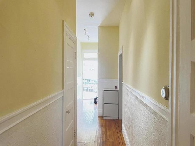 168170 Bernard Street, San Francisco CA: https://media.crmls.org/mediaz/d2f668ba-2777-47a6-9c89-ff4f2296d3dd.jpg