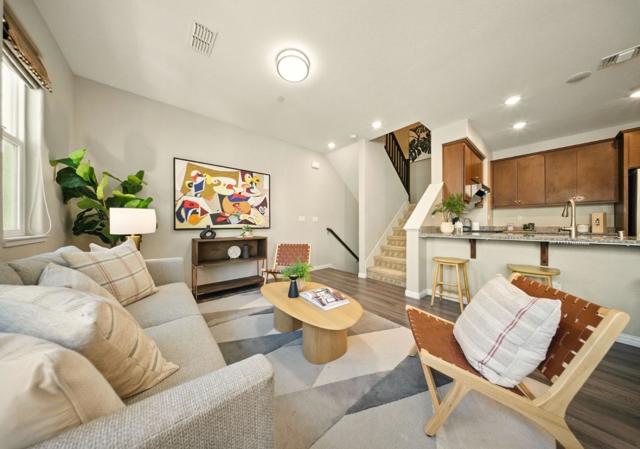 2086 Mahuron Circle, San Jose CA: https://media.crmls.org/mediaz/d2f7ac78-af99-419b-b5f2-d6ecd297fbf1.jpg