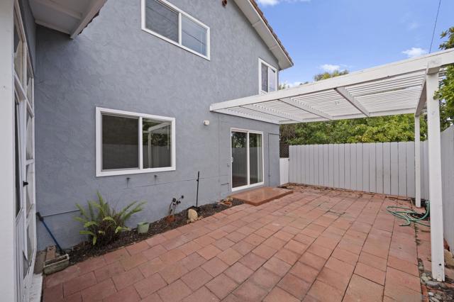 2634 38 Juan St, San Diego CA: https://media.crmls.org/mediaz/d2f856c8-4f34-4ecf-9429-84e45441583b.jpg