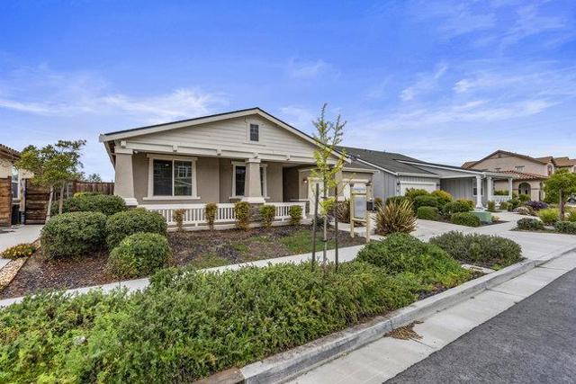 256 Copperleaf Lane, San Juan Bautista CA: https://media.crmls.org/mediaz/d2f8ca99-fb5c-470d-bc60-49fda3e849d9.jpg