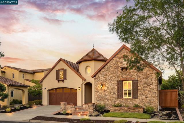 3467 Cashmere Street, Danville CA: https://media.crmls.org/mediaz/d2f93d6a-4f01-47c8-b2c1-5db4d62ed7d4.jpg