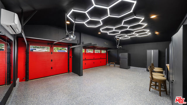 10801 Bothwell Road, Chatsworth CA: https://media.crmls.org/mediaz/d2f98c3f-d57d-497c-8707-298350e45927.jpg