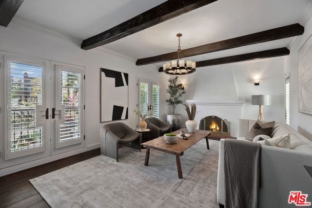 616 21st Street, Santa Monica CA: https://media.crmls.org/mediaz/d2f9b169-19b7-4774-826e-bf24155153de.jpg