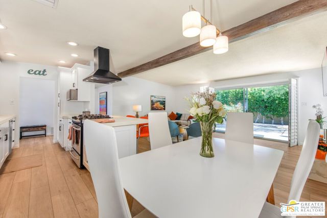 73940 Mountain View Avenue, Palm Desert CA: https://media.crmls.org/mediaz/d2fb1b60-e5cb-43da-8e51-57bc3b25369c.jpg