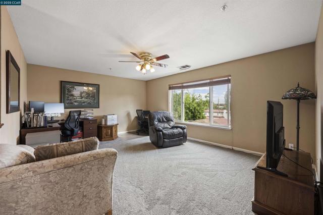 713 Tennyson Dr, Livermore CA: https://media.crmls.org/mediaz/d2fb6629-0963-4d28-9ea3-c663a13b5be0.jpg