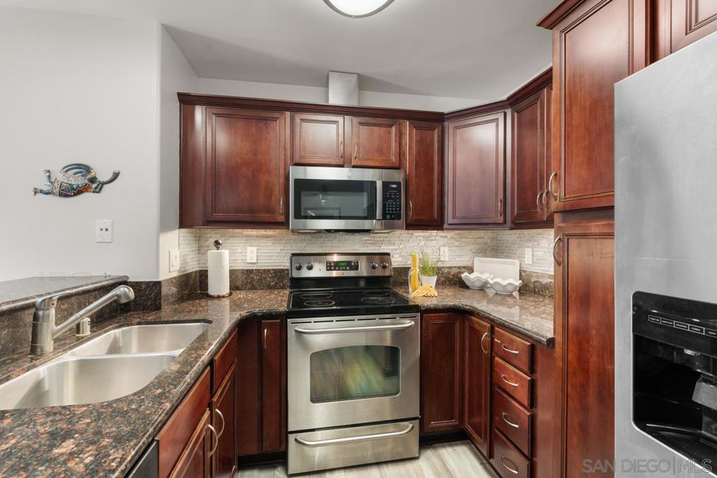 5402 Balboa Arms - photo 14