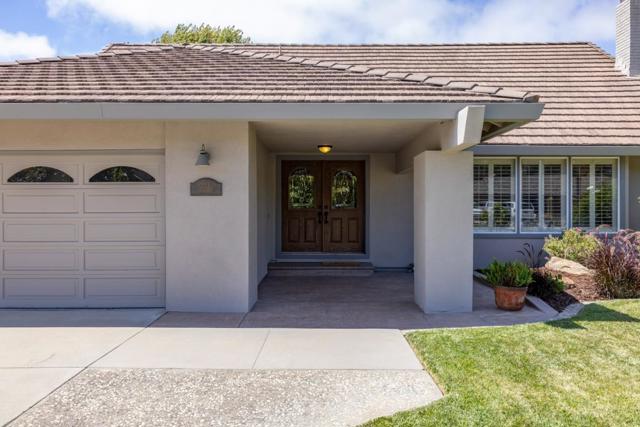 22820 Bravo Place, Salinas CA: https://media.crmls.org/mediaz/d2fb981f-636c-4814-acb4-a4e5fa72f596.jpg
