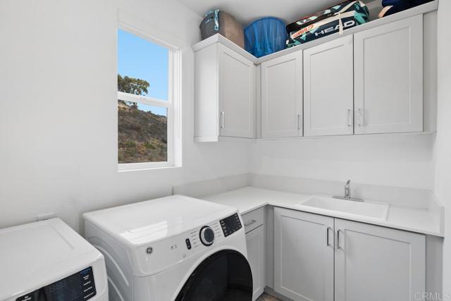 8177 Rose Quartz Circle, San Diego CA: https://media.crmls.org/mediaz/d2fbe7b9-134f-4b9b-98cd-3e311303dd0a.jpg