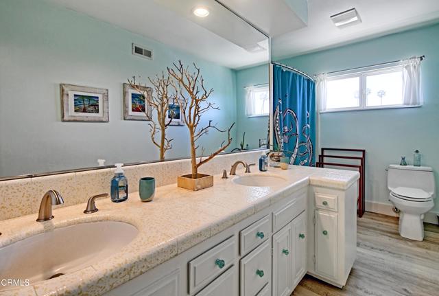 2965 Surfrider Avenue, Ventura CA: https://media.crmls.org/mediaz/d2fc3596-5f56-41e0-8672-4587f712163b.jpg