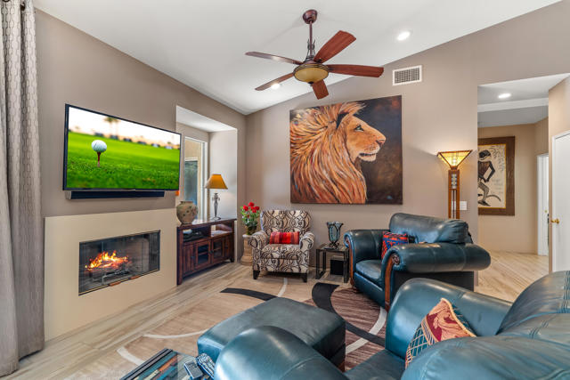 Image 8 of 47 For 36709 Avenida Del Sol