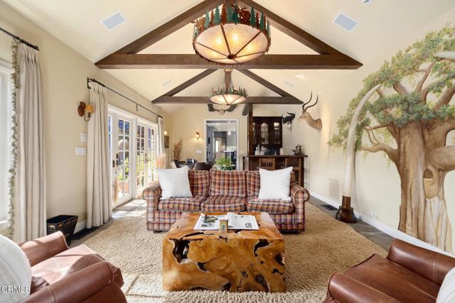 Detail Gallery Image 12 of 38 For 620 S Hill Ave, Pasadena,  CA 91106 - 4 Beds | 5/1 Baths