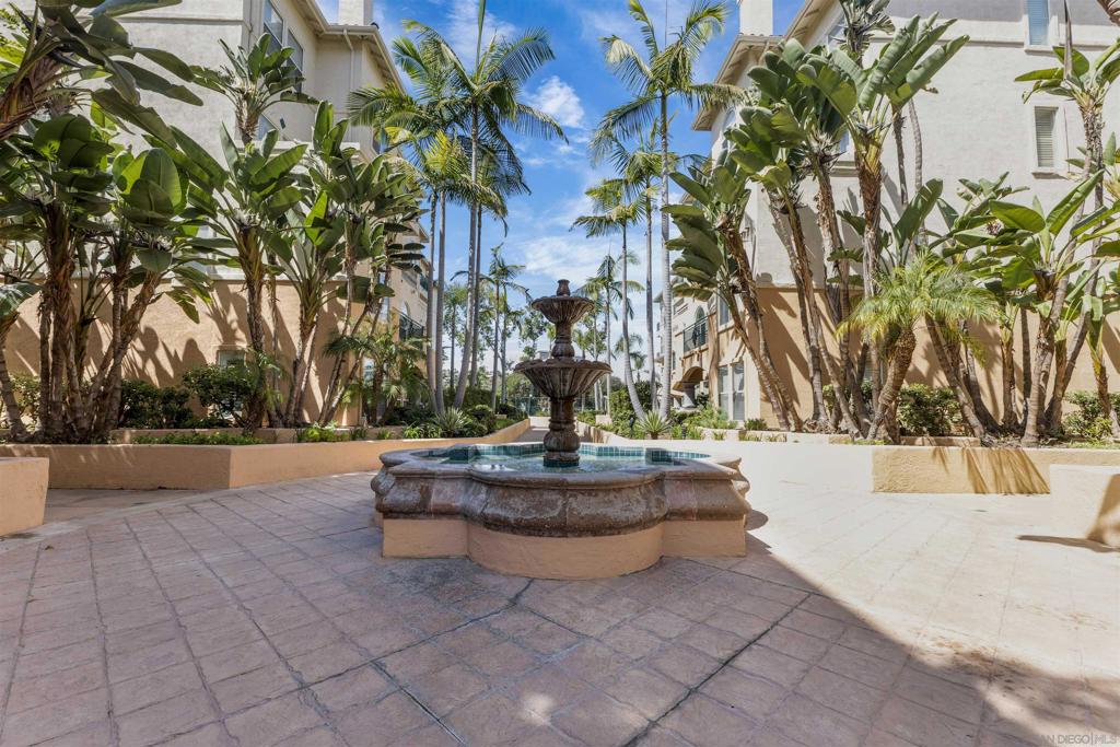 640 Camino De La Reina - photo 7