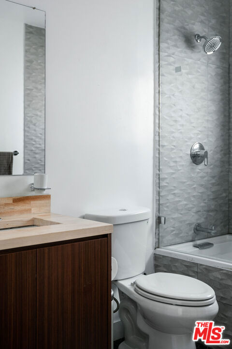 MLS #25532451 img 15