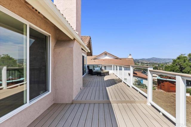 1435 Archwood Place, Escondido CA: https://media.crmls.org/mediaz/d30269d6-e2c4-4492-b4eb-c9d82f8d7d1c.jpg