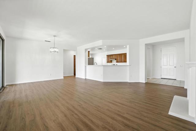 1826 Grand Pheasant Lane, Lincoln CA: https://media.crmls.org/mediaz/d302b617-7894-415c-97fe-ad60926c5ae1.jpg