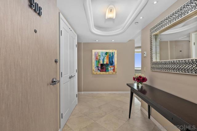 1810 Avenida Del Mundo, Coronado CA: https://media.crmls.org/mediaz/d302eb07-2605-4dda-b533-87d8c0cf4d48.jpg