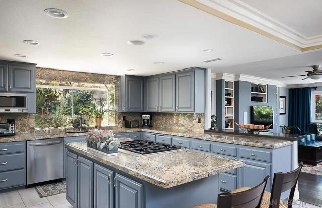243 Horizon Hills, El Cajon CA: https://media.crmls.org/mediaz/d30412c4-65a0-4361-a673-8ad1d2c9903e.jpg
