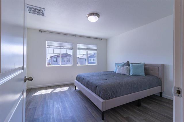 1367 Santini Avenue, Manteca CA: https://media.crmls.org/mediaz/d3042c3c-6783-4db7-9a69-0e25d799827e.jpg