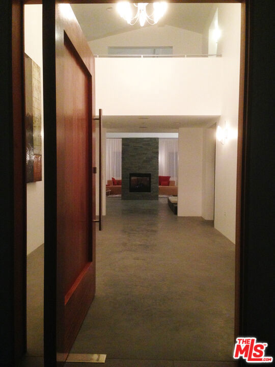 29282 CIRCLE Drive photo 9