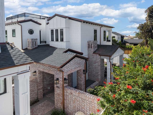 462 Westbourne Street, La Jolla CA: https://media.crmls.org/mediaz/d3047b94-1e88-40f0-9173-c73ac1b6ceed.jpg