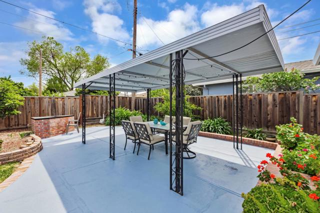 2806 Ruth Court, Santa Clara CA: https://media.crmls.org/mediaz/d304f30e-6168-498d-8364-8a9cf86f1492.jpg