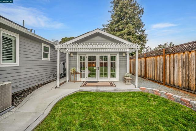 Image 22 of 50 For 1579 Farm Bureau Rd