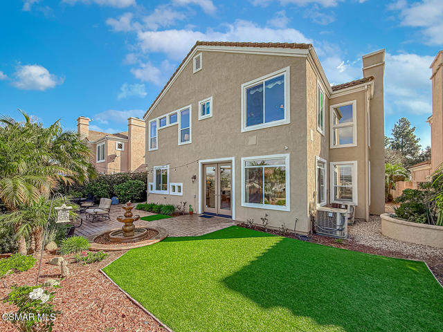 11535 Northdale Drive, Moorpark CA: https://media.crmls.org/mediaz/d305908c-57be-45a4-8734-786c4243d041.jpg