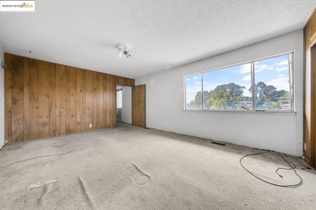 11201 Lochard Street, Oakland CA: https://media.crmls.org/mediaz/d305d64d-b7e4-462c-b55c-6722ecaa3751.jpg