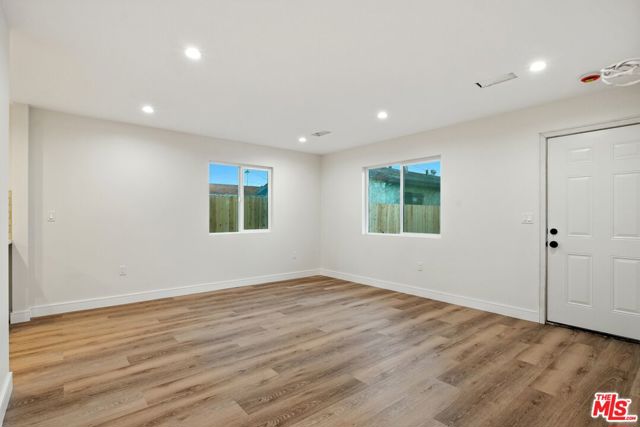 4340 2nd Avenue, Los Angeles CA: https://media.crmls.org/mediaz/d307e616-48b3-44e3-8674-542a0d13837a.jpg