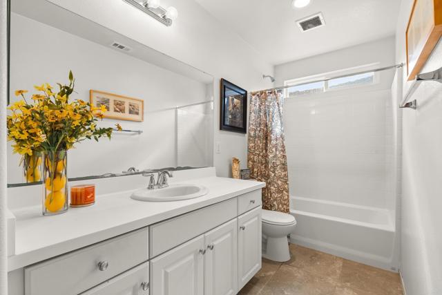 Detail Gallery Image 23 of 36 For 35461 Brown Galloway Ln, Fallbrook,  CA 92028 - 4 Beds | 3 Baths