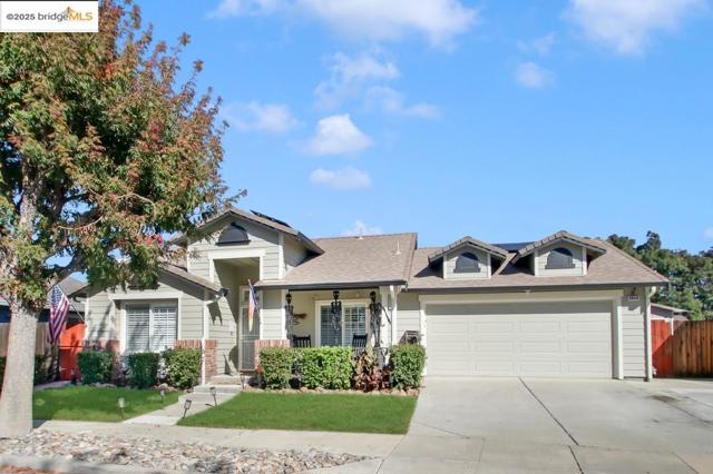 3050 Browning Ct, Brentwood CA: https://media.crmls.org/mediaz/d3090f0b-1b25-47c1-8024-f9183f2a0d57.jpg