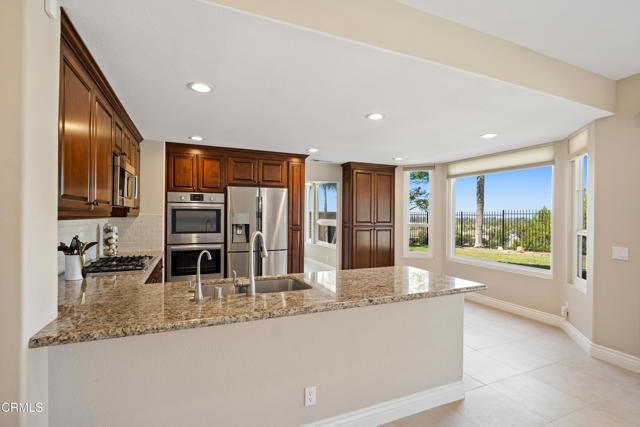 1347 La Culebra Circle, Camarillo CA: https://media.crmls.org/mediaz/d309fb1d-6737-40e5-9312-1b17b760235d.jpg