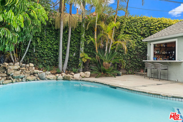 8044 Cowan Avenue, Los Angeles CA: https://media.crmls.org/mediaz/d30af1c9-25e1-4e78-bad2-4ee9c192d2fe.jpg