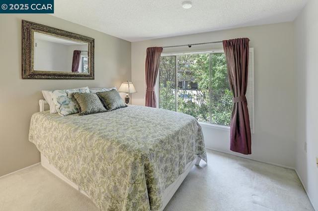 1400 Canyonwood, Walnut Creek CA: https://media.crmls.org/mediaz/d30c2272-78a3-44ff-85d0-7d84f6d8bae0.jpg