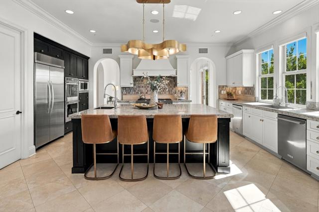 4244 Arcada Street, Palm Springs, CA 92262