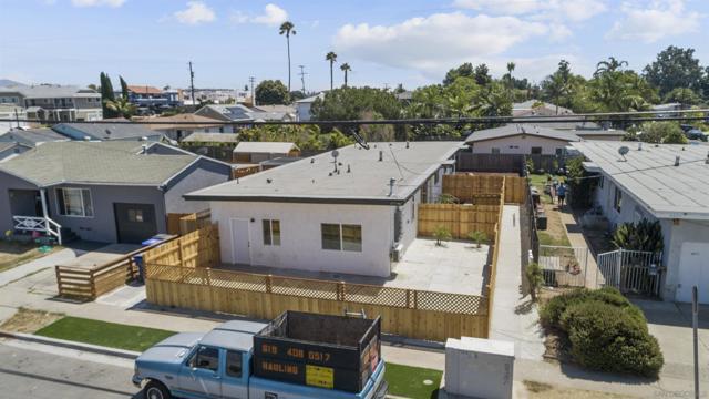 6979 81 Amherst, San Diego CA: https://media.crmls.org/mediaz/d30de134-cecc-4c68-ba56-83d7427c4eca.jpg