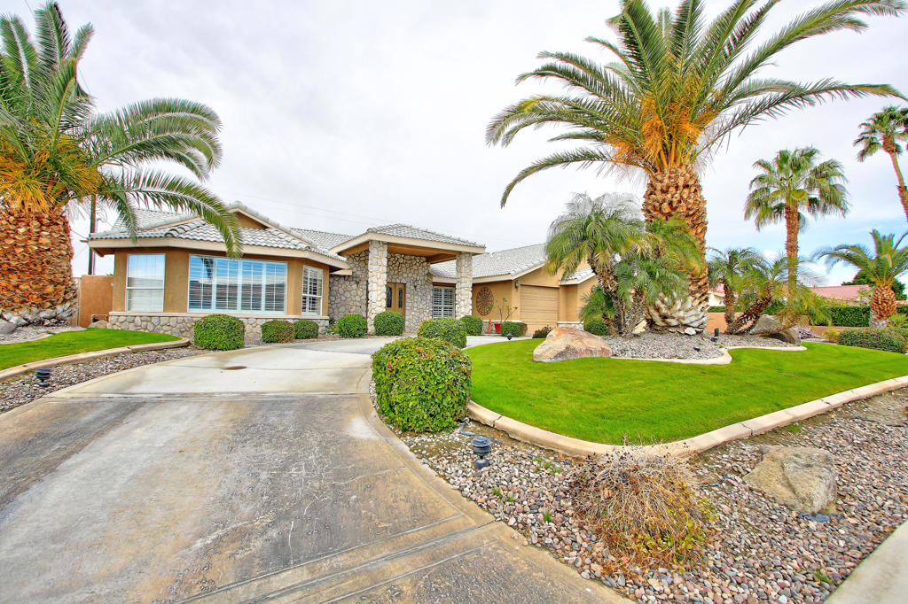 42823 Sandy Bay Road, Bermuda Dunes, CA 92203