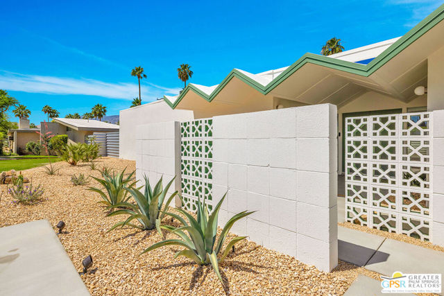 403 North Juanita Drive, Palm Springs
