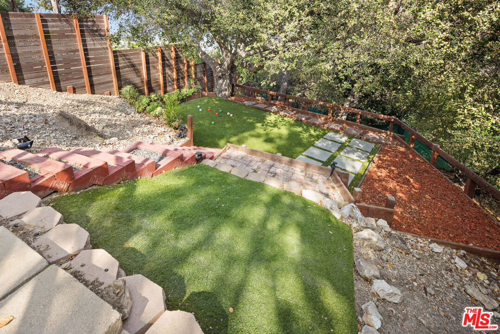 3750 Alta Mesa DriveStudio City img 24