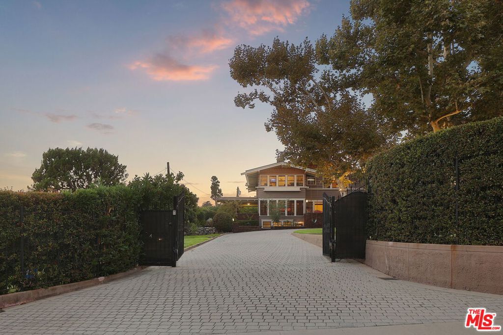 1521 N Columbus AvenueGlendale img 39