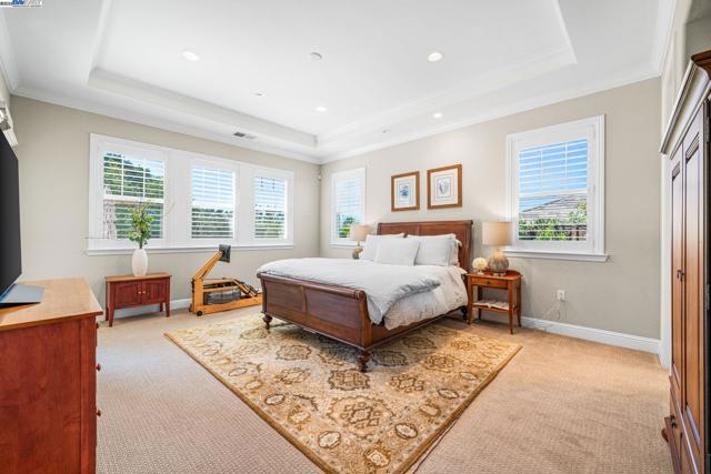 2135 Terra Bella Ct, Livermore CA: https://media.crmls.org/mediaz/d3109324-1f0b-4d4d-b184-93603af96893.jpg